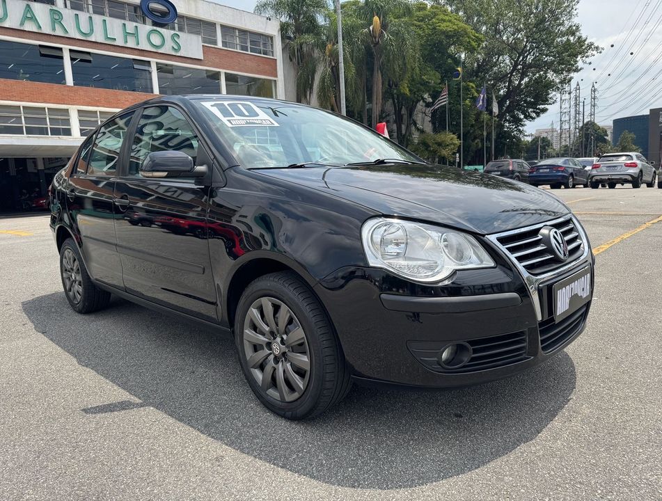 VolksWagen Polo Sedan I MOTION  1.6 Total Flex  4p