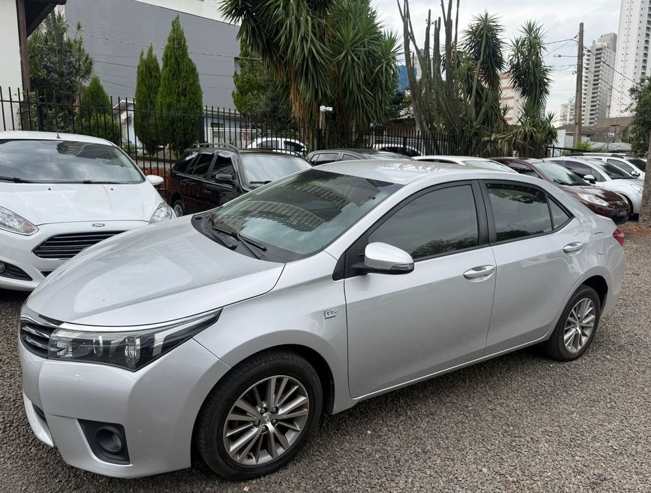 Toyota Corolla XEi 2.0 Flex 16V Aut.