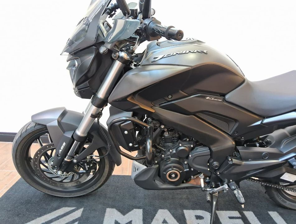 BAJAJ DOMINAR 400 