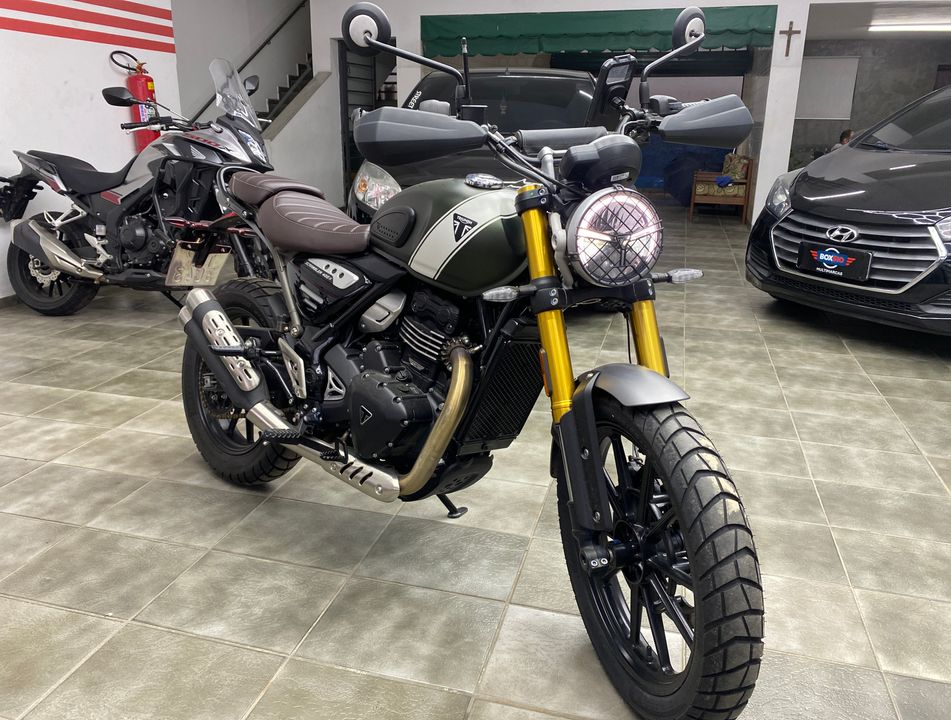 TRIUMPH SCRAMBLER 400 X