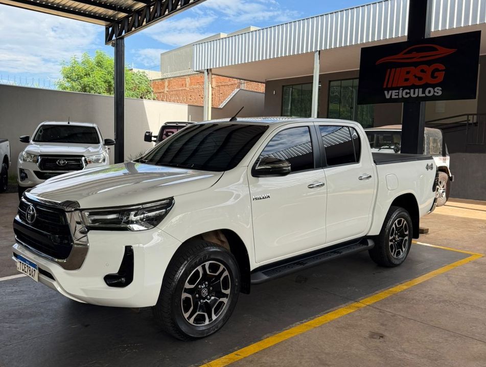 Toyota Hilux CD SRV 4x4 2.8 TDI Diesel Aut.