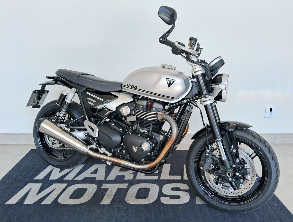 TRIUMPH Speed Twin 1200cc