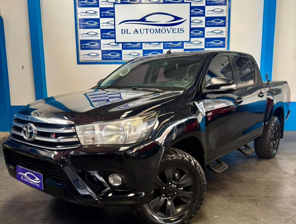 Toyota Hilux CD SRV 4x4 2.7 Flex 16V Aut.