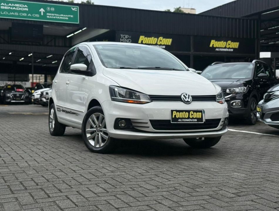 VolksWagen Fox Connect 1.6 Flex 8V 5p