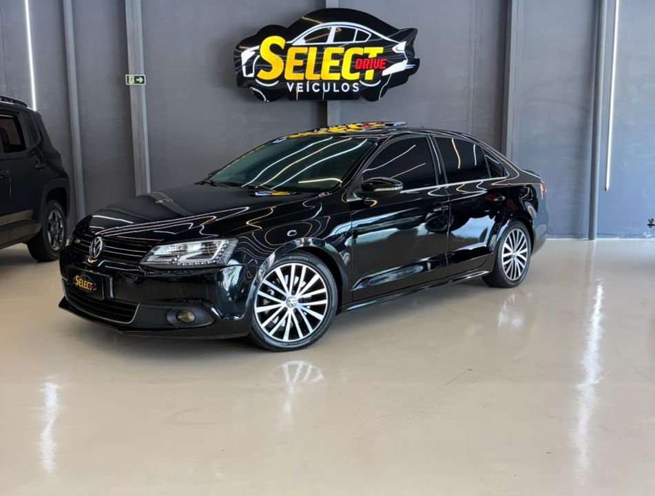 VolksWagen JETTA Highline 2.0 TSI 16V 4p Tiptronic