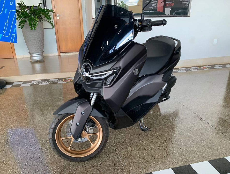 YAMAHA NMAX Connected 160 ABS