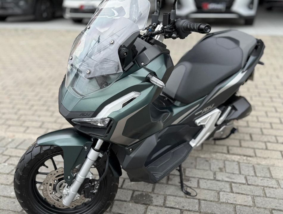 HONDA ADV 150