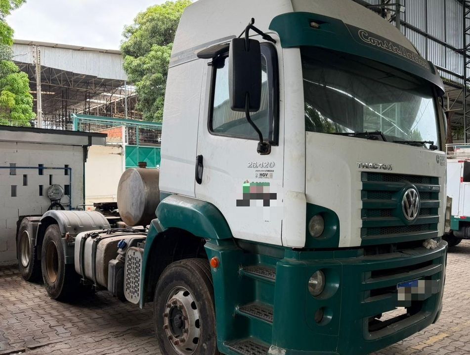 VOLKSWAGEN 26-420 E Constel. 6x4 2p (diesel)(E5)