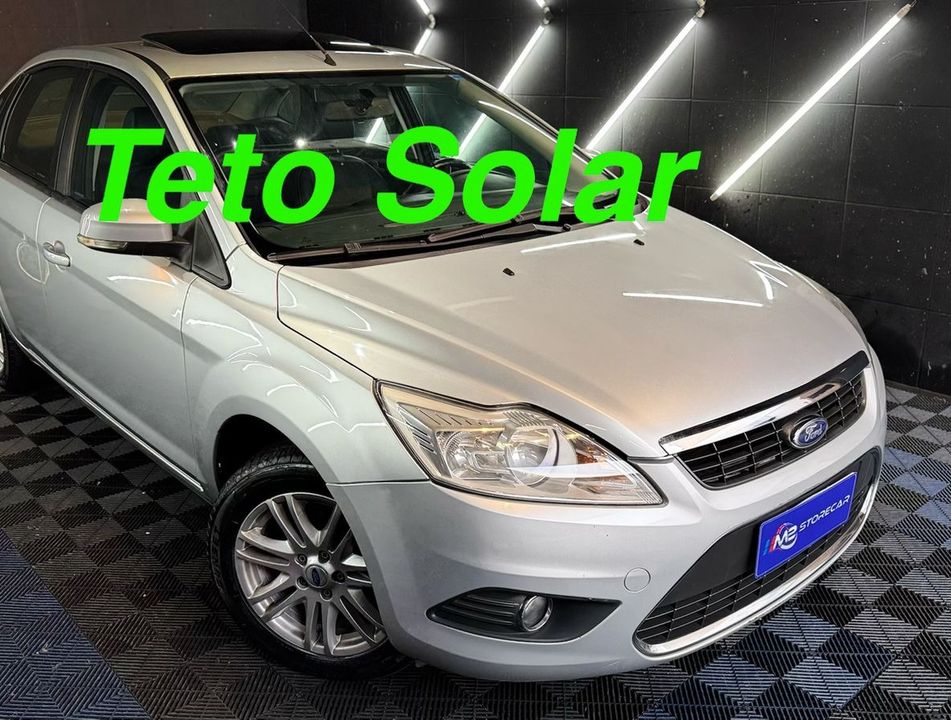 Ford Focus Ghia Sed. 2.0 16V/2.0 16V Flex Aut