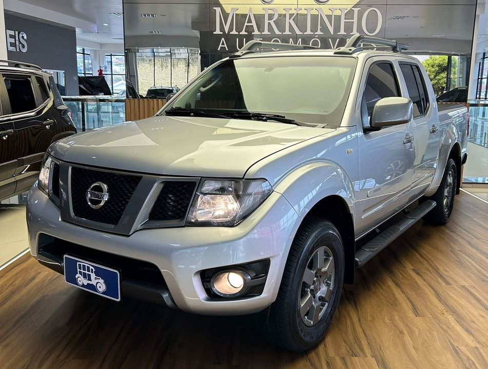 Nissan Frontier SV AT. CD 4x4 2.5 TB Dies. Aut.