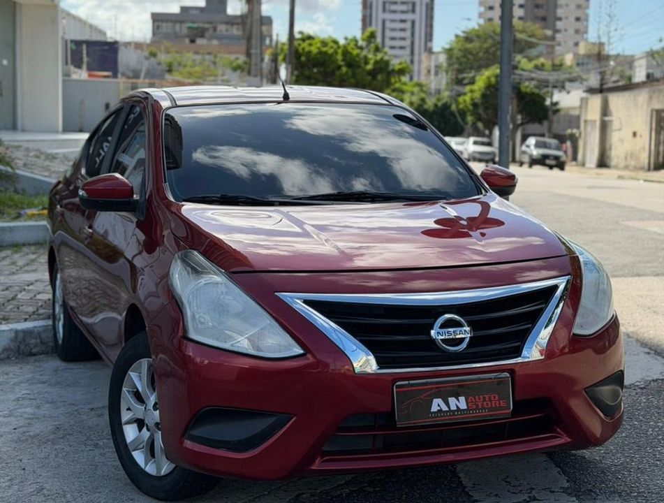 Nissan VERSA SV 1.6 16V FlexStart 4p Aut.