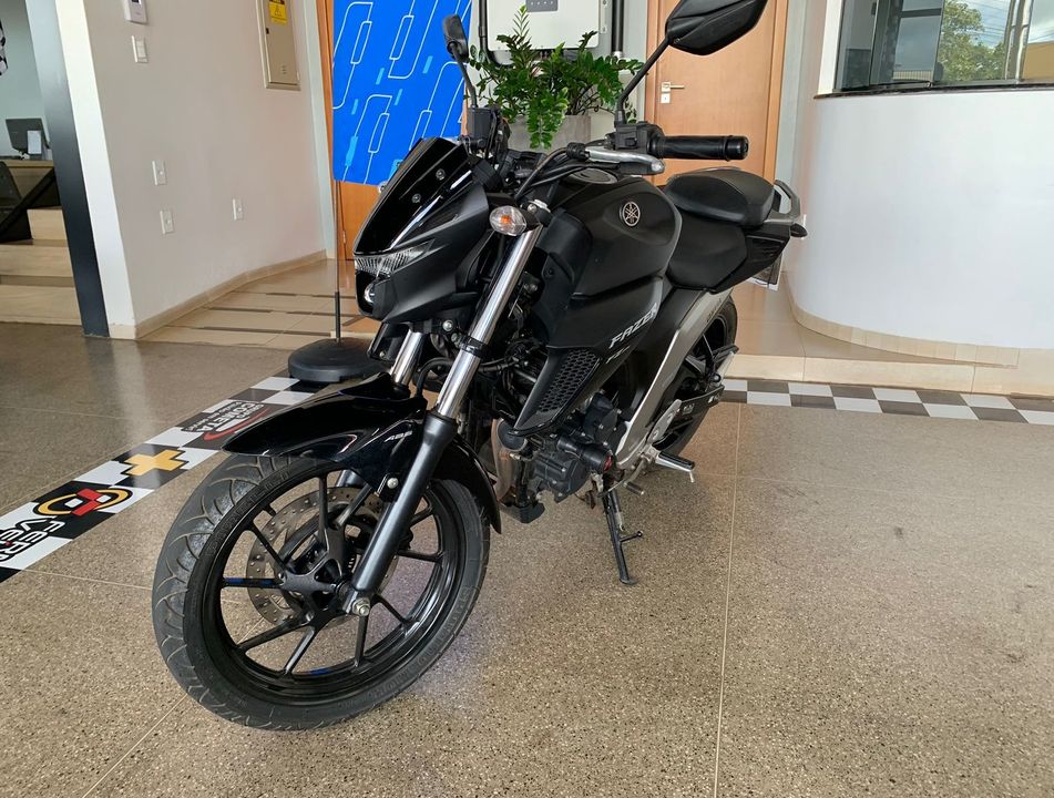 YAMAHA FZ25 250 FAZER CAPITÃ MARVEL FLEX
