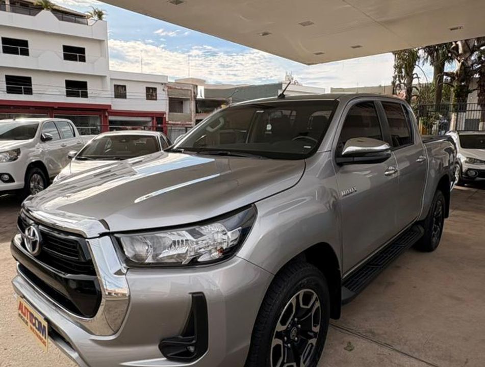 Toyota Hilux CD SRV 4x4 2.8 TDI Diesel Aut.