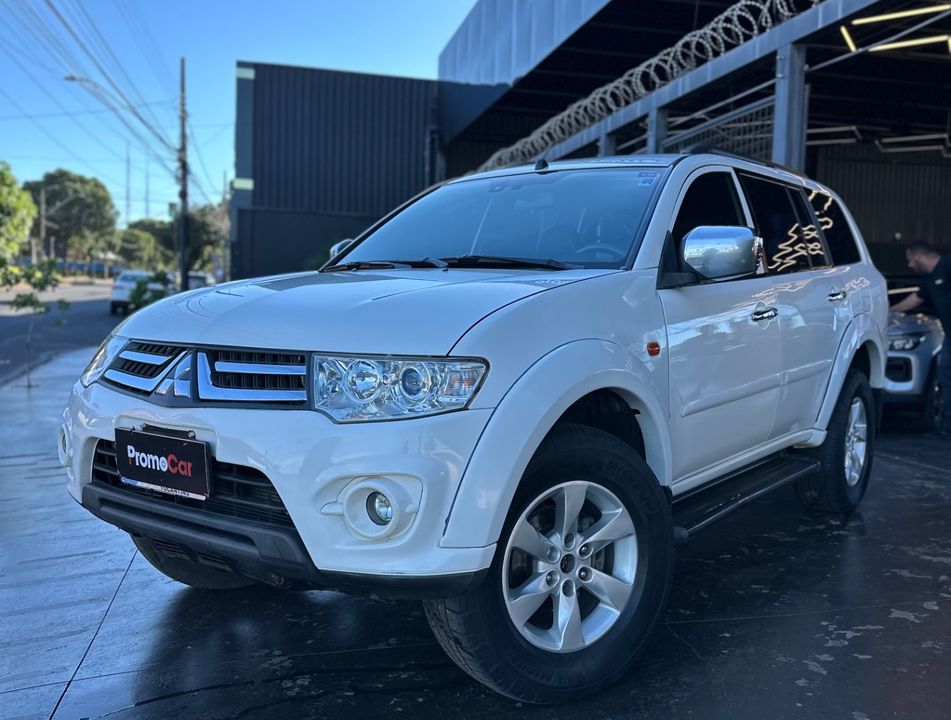 Mitsubishi Pajero DAKAR HPE 3.2 4x4 T.I Dies 5p Aut