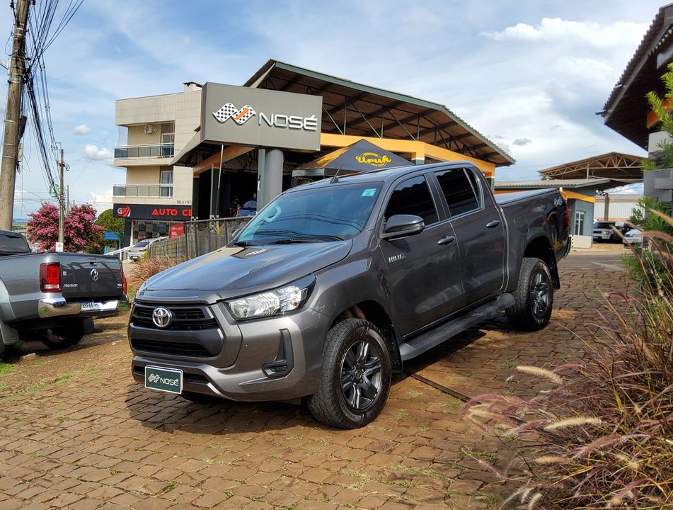 Toyota Hilux CD 4x4 2.8 Diesel Mec.