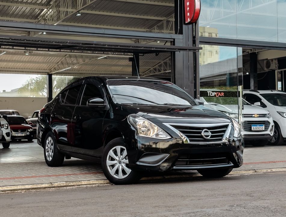 Nissan VERSA 1.0 12V FlexStart 4p Mec.