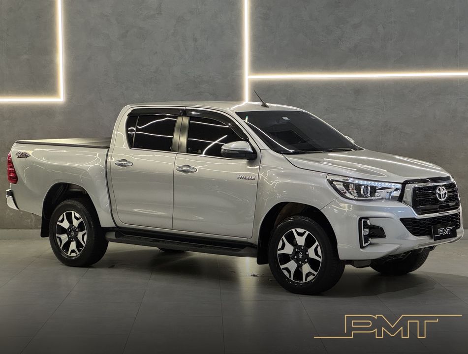 Toyota Hilux CD SRX 4x4 2.8 TDI 16V Diesel Aut.