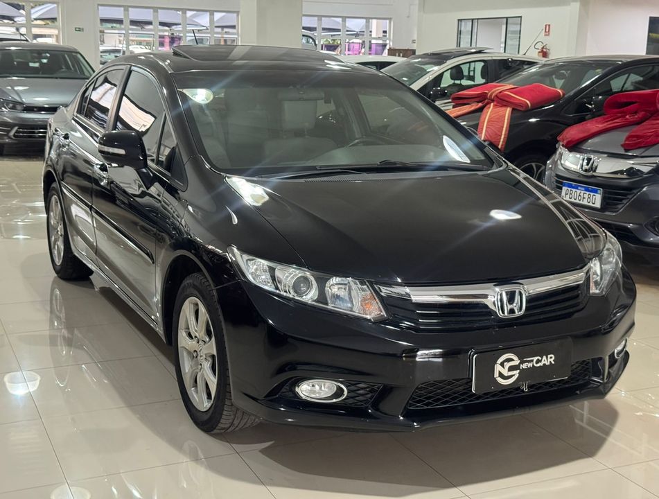 Honda Civic Sedan EXS 1.8/1.8 Flex 16V Aut. 4p
