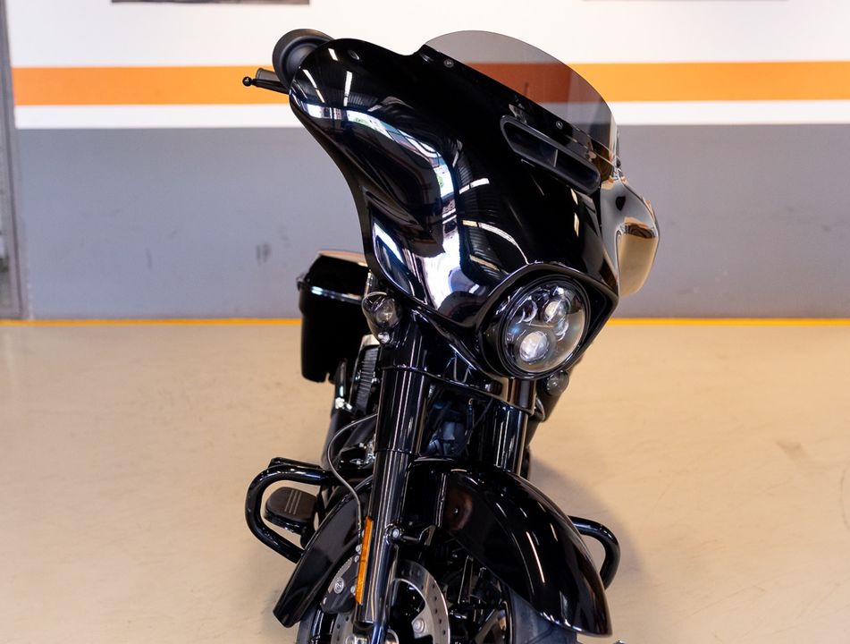 Harley STREET GLIDE SPECIAL FLHXS
