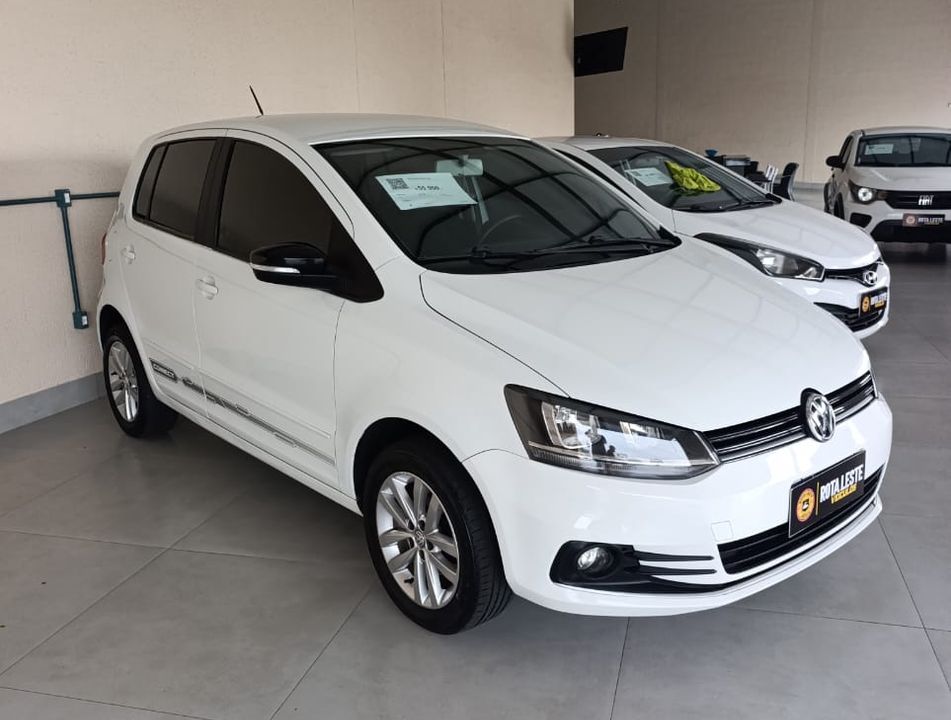 VolksWagen Fox Connect 1.6 Flex 8V 5p