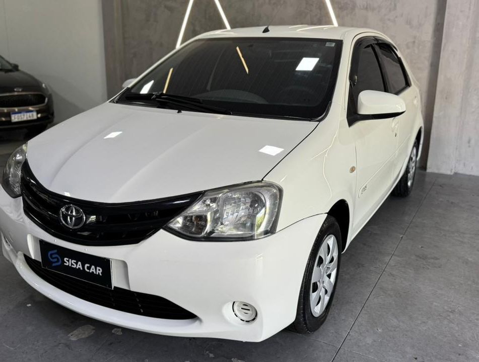 Toyota ETIOS XS Sedan1.5 Flex 16V 4p Mec.