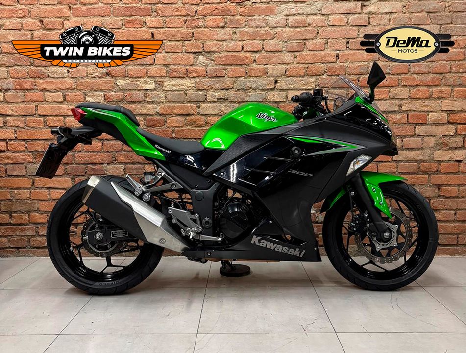 KAWASAKI NINJA 300