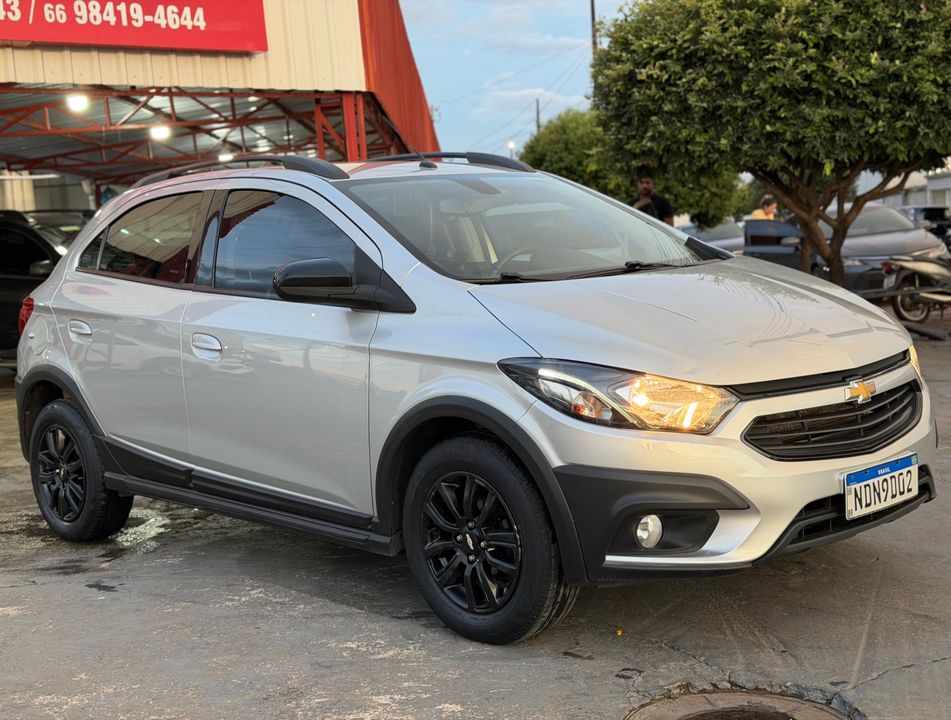 Chevrolet ONIX HATCH ACTIV 1.4 8V Flex 5p Mec.