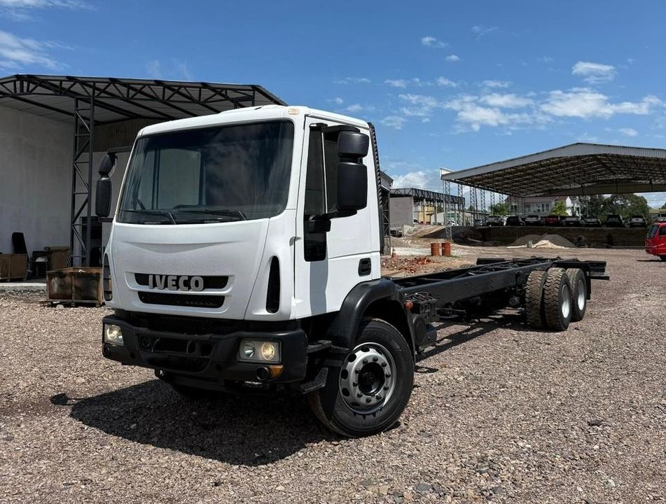 IVECO TECTOR 260E30 6x4 2p (diesel)(E5)