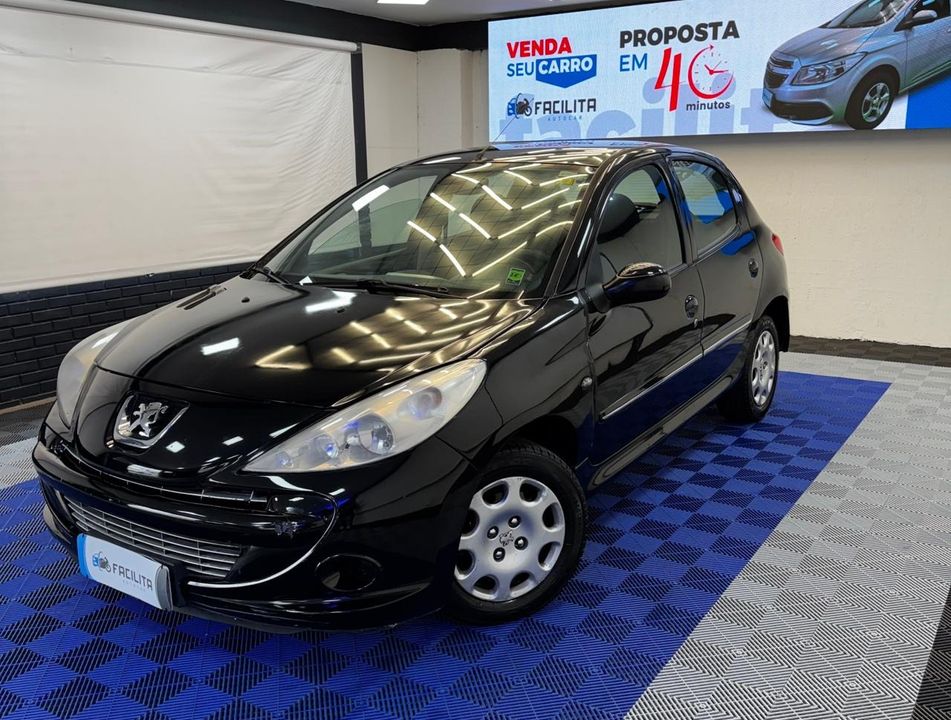 Peugeot 207 XR 1.4 Flex 8V 5p