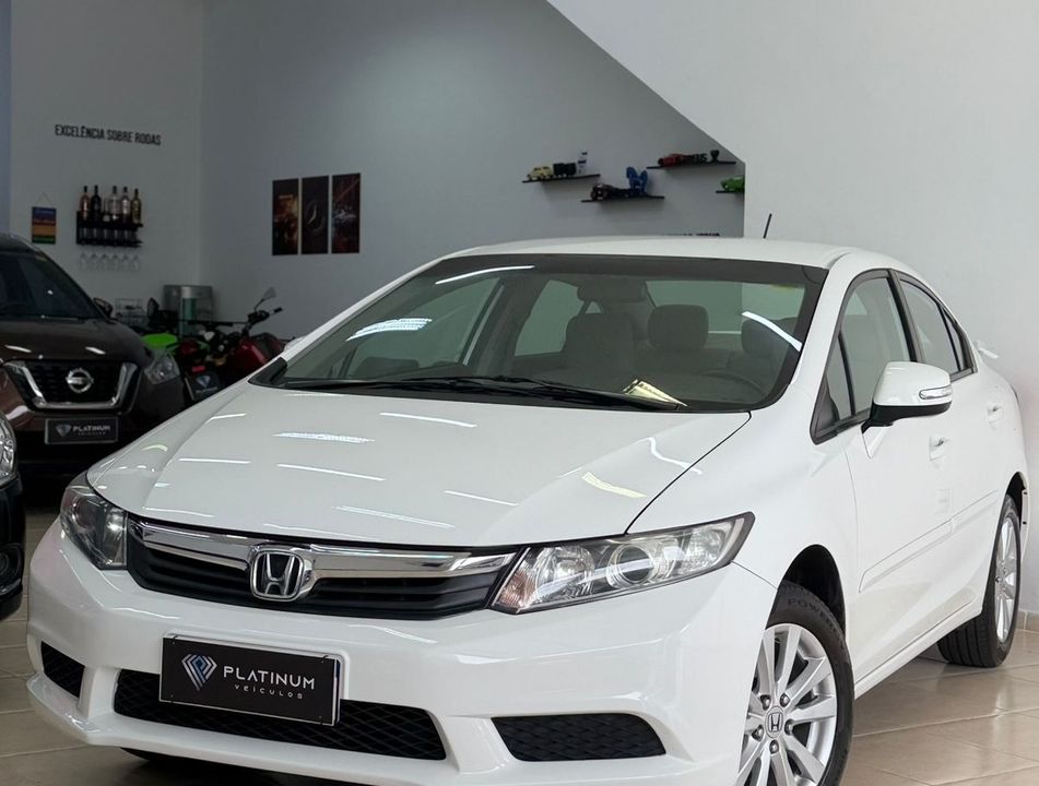 Honda Civic Sedan LXS 1.8/1.8 Flex 16V Aut. 4p