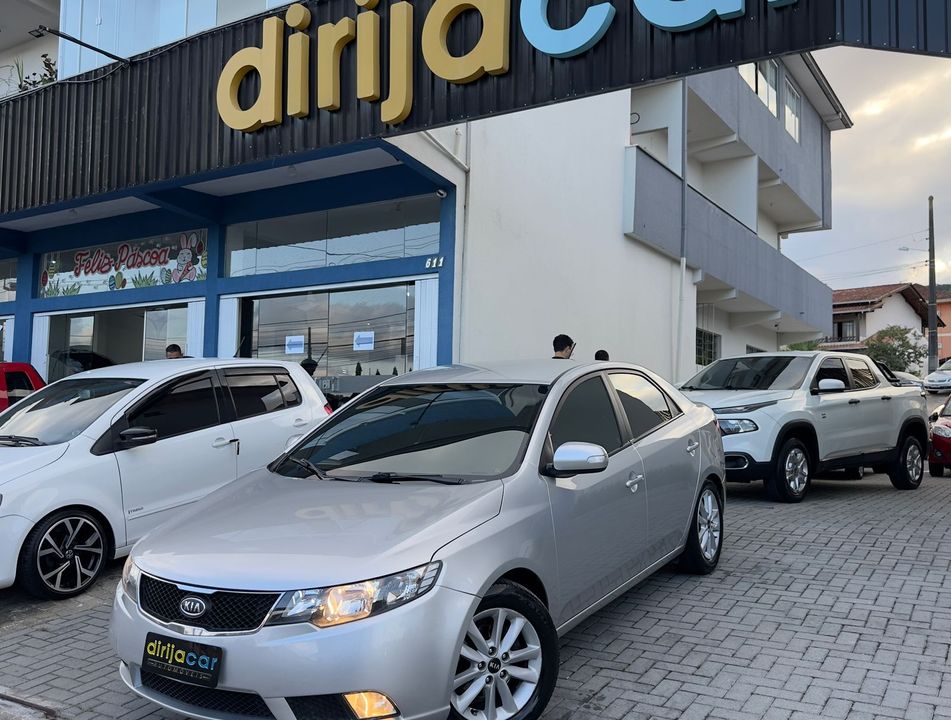 Kia Motors Cerato 1.6 16V Mec.
