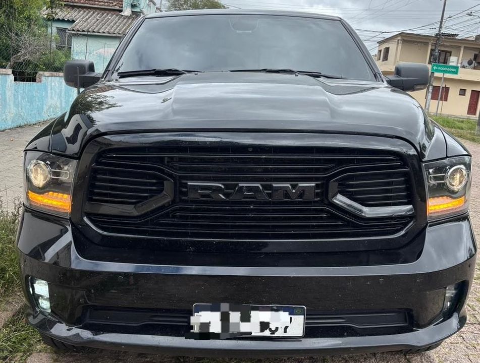 RAM 2500 LARAM. 6.7 NIGHT ED. TB CD 4x4 Die.