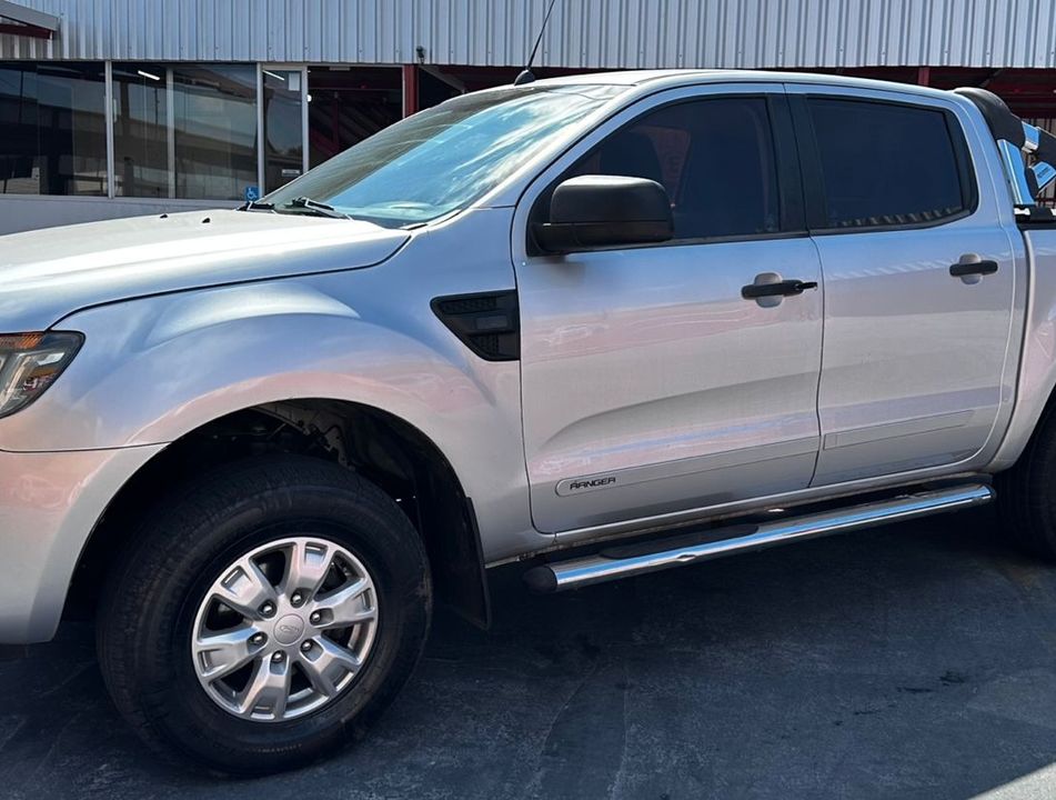 Ford Ranger XLS 2.2 4x4 CD Diesel Mec.