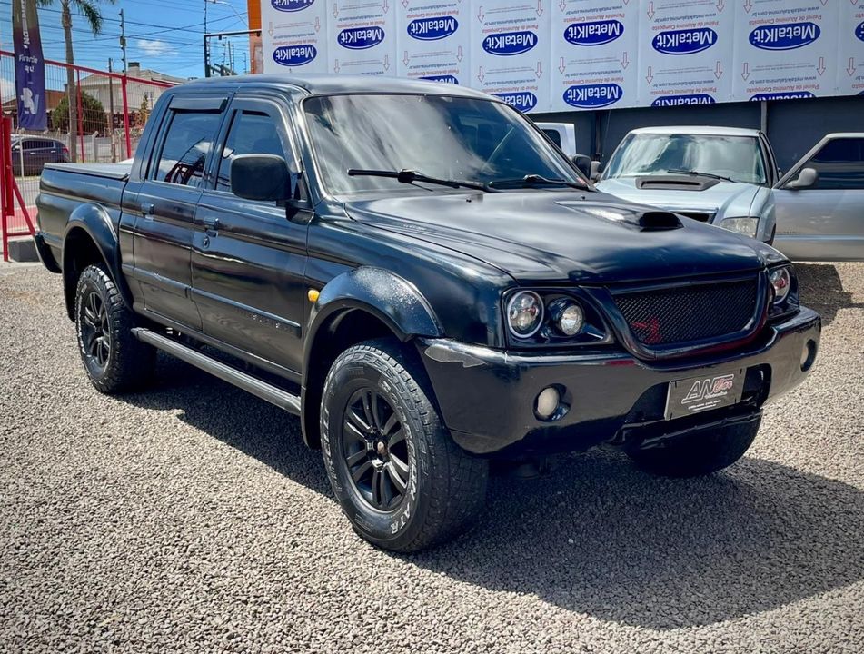 Mitsubishi L200 Sport HPE 2.5 4x4 CD DTI Dies. Mec.