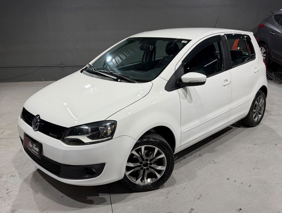 VolksWagen Fox BLUEMOTION 1.0 Mi Total Flex 12V 5p