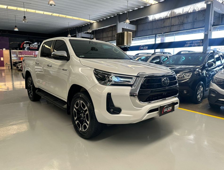 Toyota Hilux CD SRX 4x4 2.8 TDI 16V Diesel Aut.