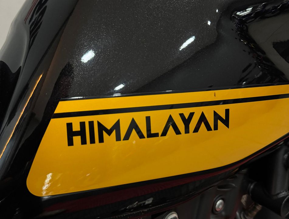 Royal Enfield Himalayan 450 Mid