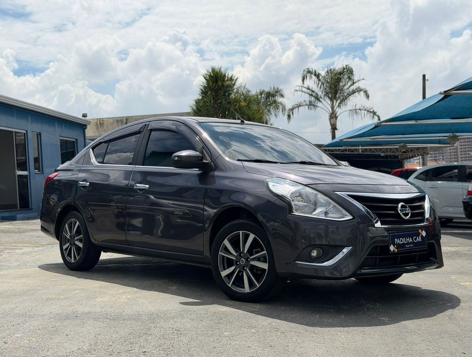 Nissan VERSA SL 1.6 16V FlexStart 4p Aut.
