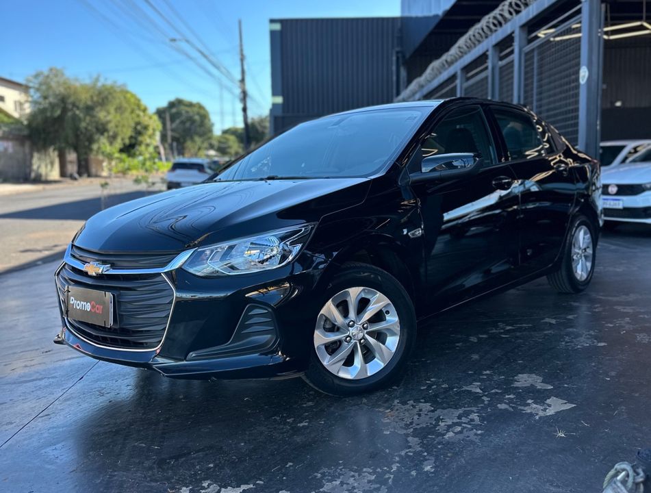 Chevrolet ONIX SEDAN Plus LT 1.0 12V Flex 4p Mec.