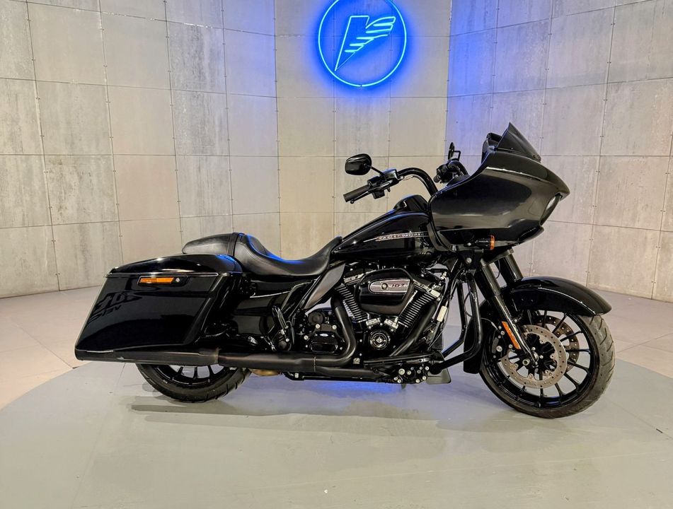 Harley Road Glide Special