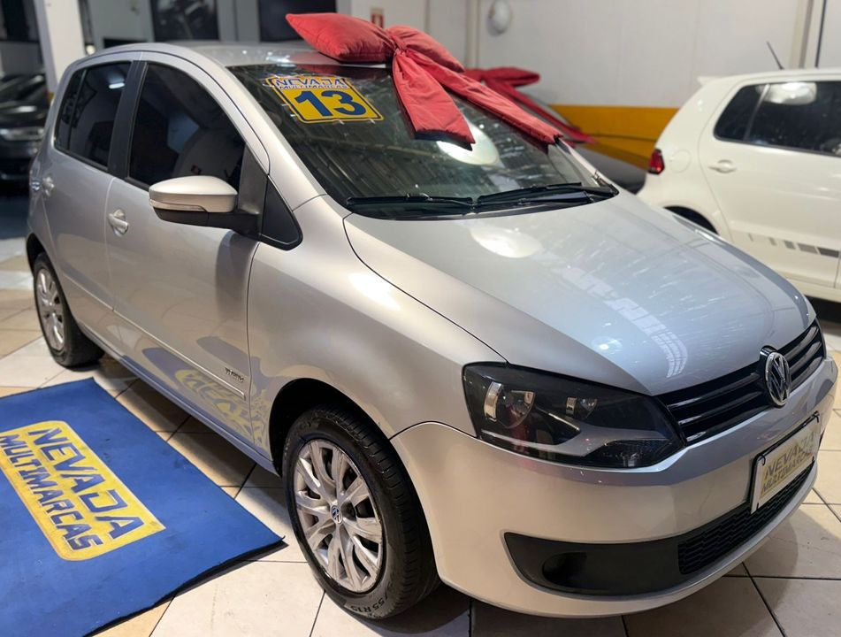 VolksWagen Fox 1.6 Mi Total Flex 8V 5p