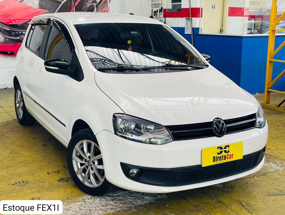 VolksWagen Fox Rock in Rio 1.6 Mi Total Flex 8V 5p