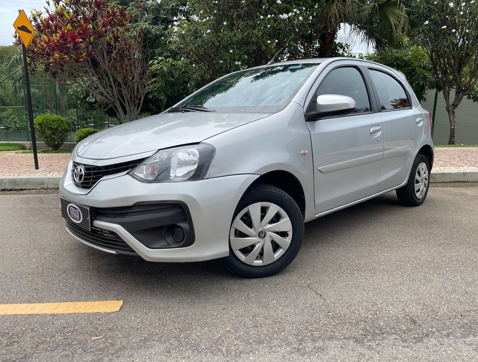 Toyota ETIOS XS 1.5 Flex 16V 5p Aut.