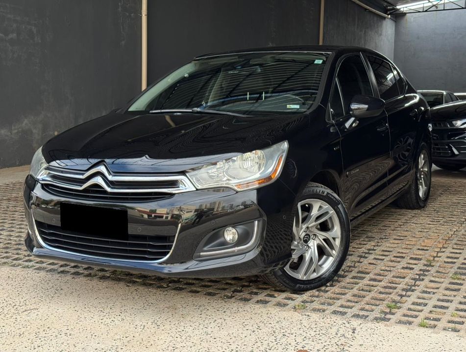 Citroën C4 LOUNGE Exclusive 1.6 Turbo 4p Aut.