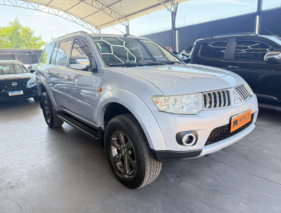 Mitsubishi Pajero DAKAR HPE 3.2 4x4 T.I Dies 5p Aut