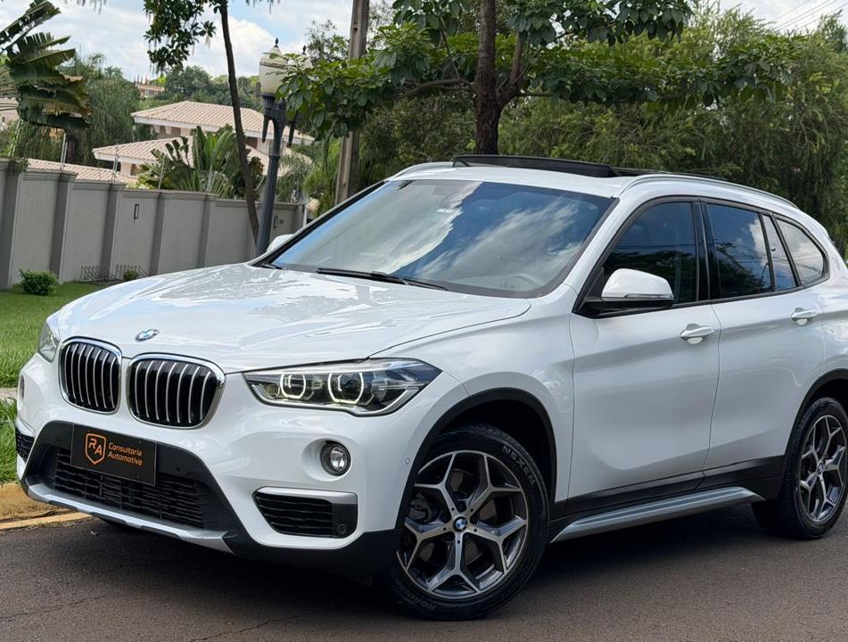 BMW X1 SDRIVE 20i X-Line 2.0 TB Active Flex