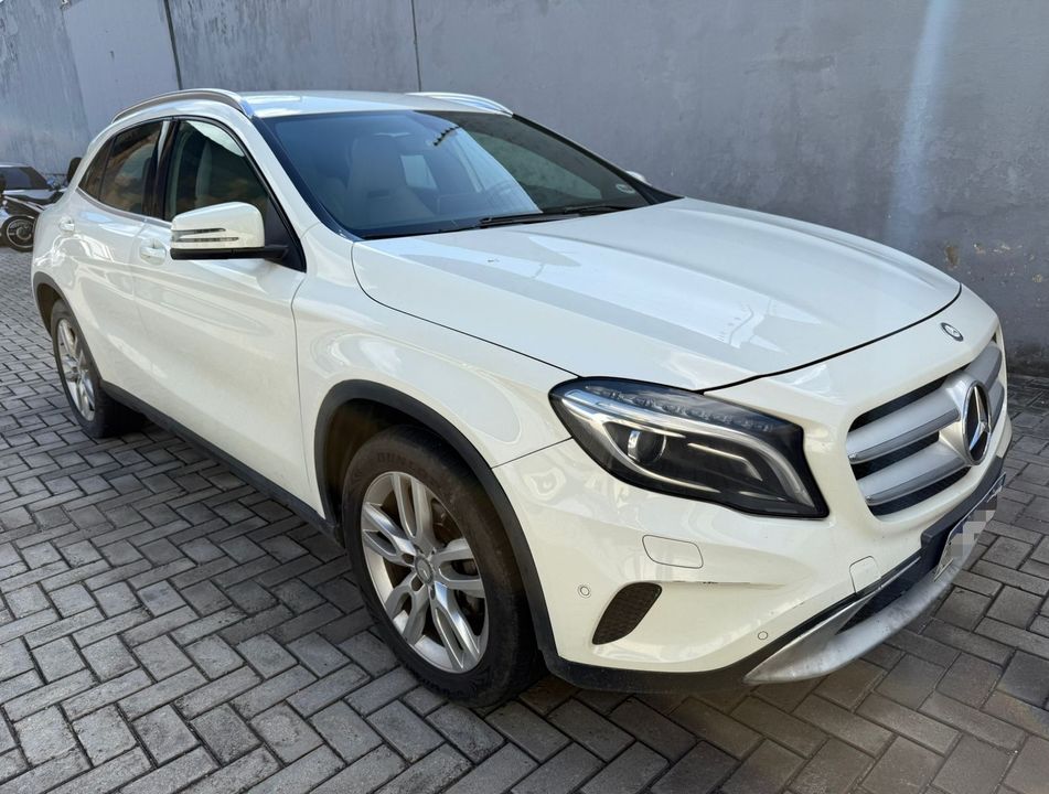 Mercedes GLA 200 ADVANCE 1.6 TB FLEX AUTOMÁTICA  2016