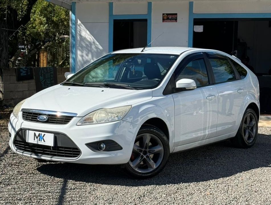 Ford Focus 2.0 16V/ 2.0 16V Flex 5p