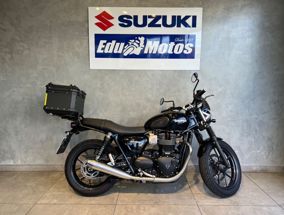 TRIUMPH STREET  TWIN 900cc