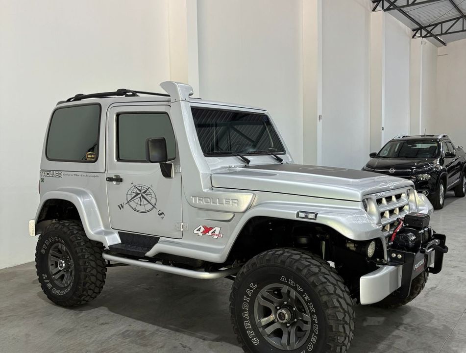 Troller T-4 4x4 3.0 TB Int. Cap. Rígida Diesel